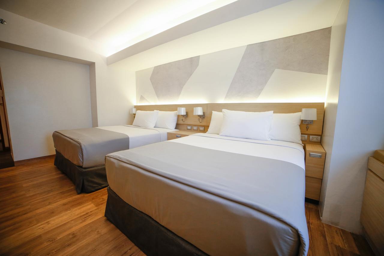 Tryp By Wyndham Mall Of Manila Hotel 3*