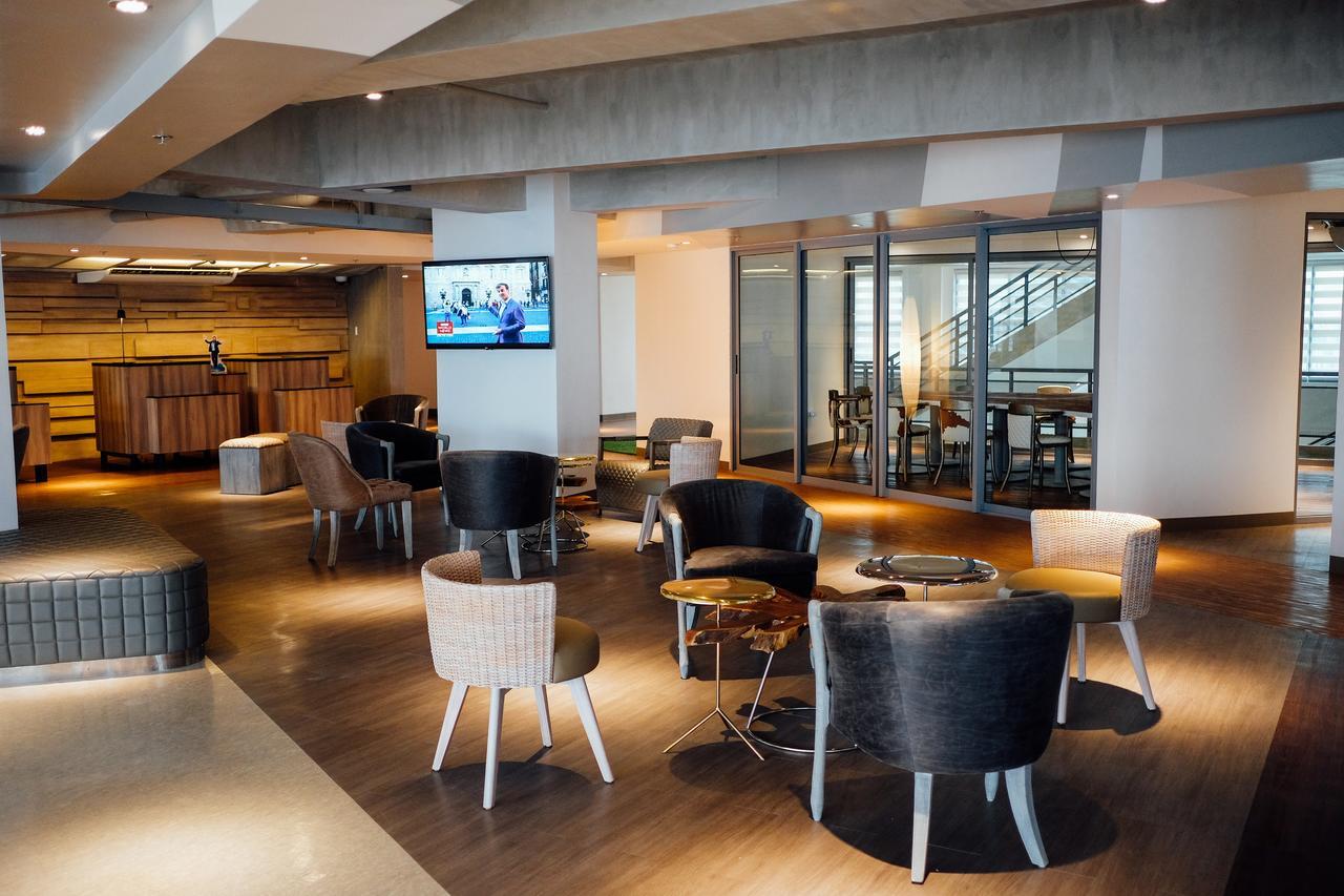 Tryp By Wyndham Mall Of Manila 3*